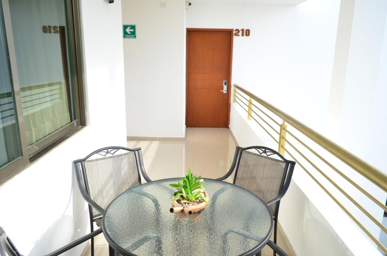 Hotel Real Mercedes Mérida Extérieur photo